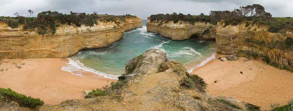 great ocean road - loch ard gorge